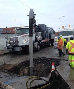 How Do Municipalities and Contractors Use Vacuum Trucks to Save Money